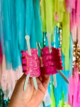 Load image into Gallery viewer, Yarn Crafts Knitting Needles Hair Claw