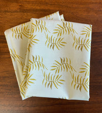 Load image into Gallery viewer, Fat Quarters Fond Fronds Market Organic Poplin