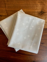 Load image into Gallery viewer, Wink Lunar Rock Fat Quarters Organic Cotton Poplin