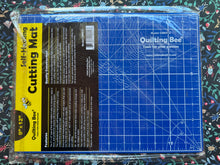 Load image into Gallery viewer, 9x12 inch Self Healing Cutting Mat
