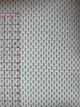 Load image into Gallery viewer, 1974 Urban Chicks for Moda 1/2 Yard
