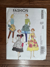 Load image into Gallery viewer, McCall&#39;s Fashion Accessories M5825 One Size Sewing Pattern
