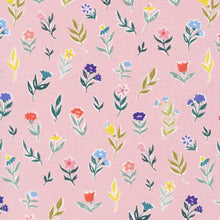 Load image into Gallery viewer, Daisy Perennial Quilters Weight Cotton Fat Quarters

