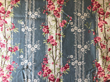 Load image into Gallery viewer, Floral Canvas Odd Cut 30x40 inches
