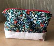 Load image into Gallery viewer, Rifle Paper Floral Zipper
