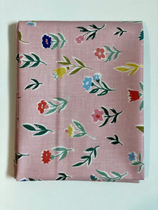Daisy Perennial Quilters Weight Cotton Fat Quarters