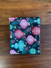 Load image into Gallery viewer, Berries &amp; Baubles Organic Cotton Fat Quarter
