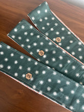 Load image into Gallery viewer, Green and Red Wrap Headband
