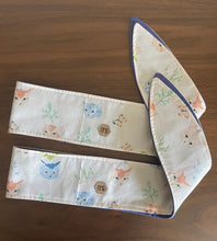 Load image into Gallery viewer, Kitty Garden Wrap Headband
