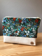 Load image into Gallery viewer, Rifle Paper Floral Zipper
