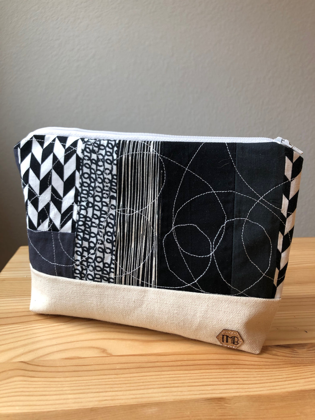 Black & White Scrappy Quilted Zipper Bag
