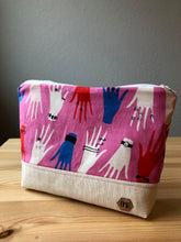 Load image into Gallery viewer, Hand Pattern Zipper Bag

