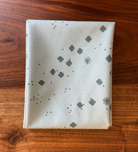 Load image into Gallery viewer, Cloudy Mineral Organic Poplin Fat Quarters
