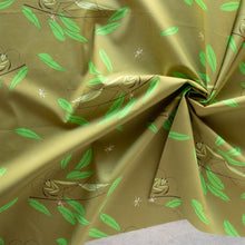 Load image into Gallery viewer, Praying Mantis Organic Cotton Poplin

