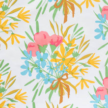 Load image into Gallery viewer, Fat Quarters Bouquet Market Organic Poplin

