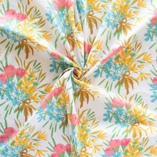Load image into Gallery viewer, Fat Quarters Bouquet Market Organic Poplin
