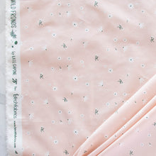 Load image into Gallery viewer, Fat Quarters Tossed Daisies Meadow Organic Poplin
